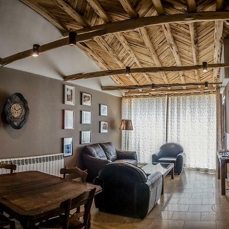 Apartamentos Rurales De La Sexma Del Sabinar Corduente Bagian luar foto