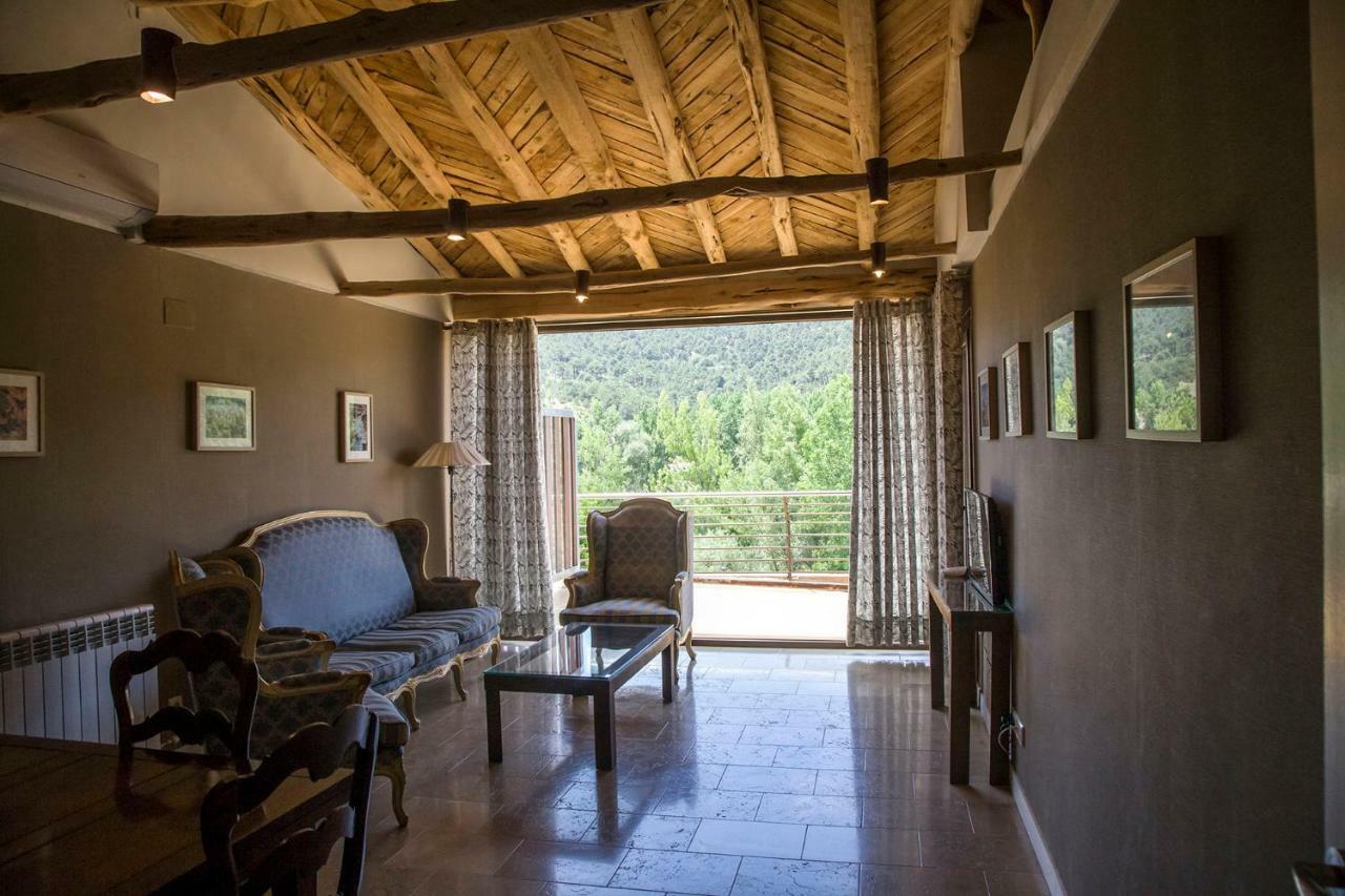 Apartamentos Rurales De La Sexma Del Sabinar Corduente Bagian luar foto