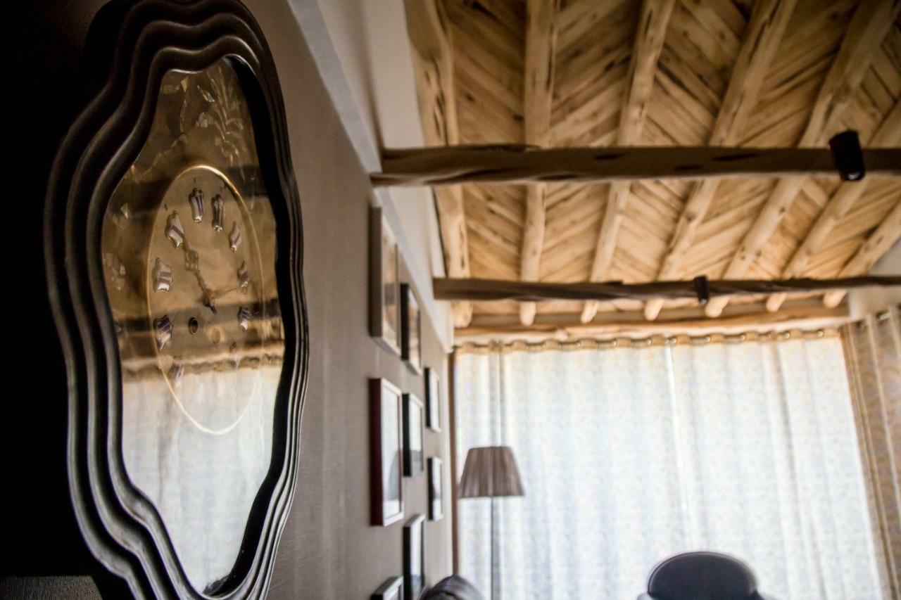 Apartamentos Rurales De La Sexma Del Sabinar Corduente Bagian luar foto